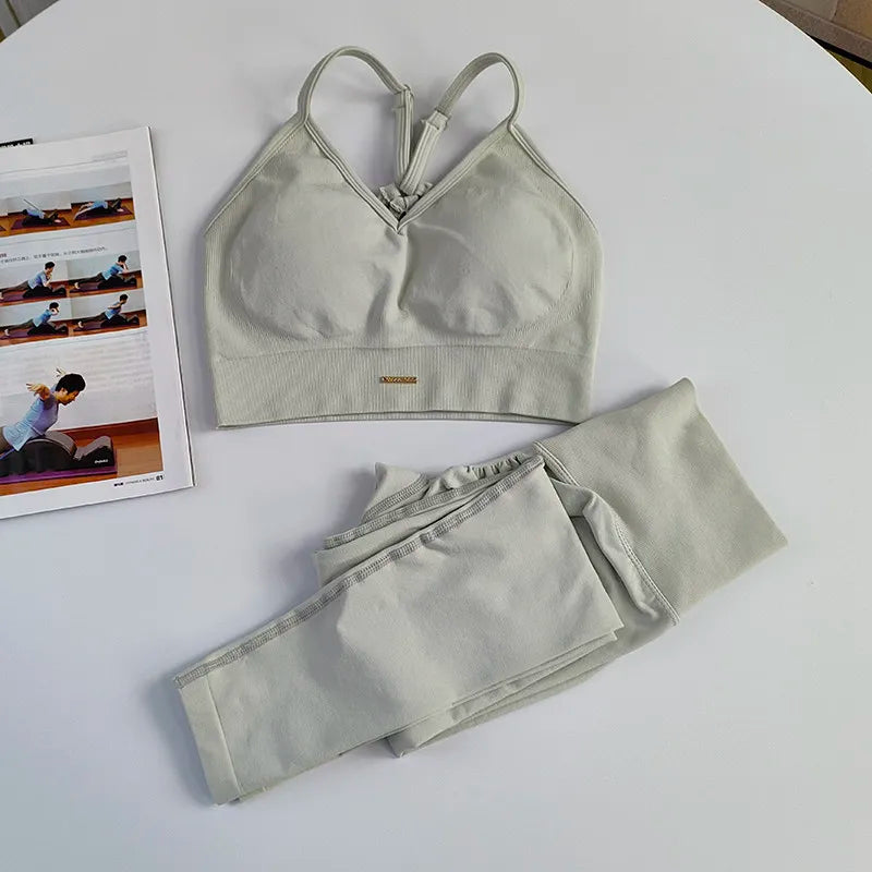 Completo Yoga Donna Senza Cuciture – Reggiseno Sportivo a Vita Alta e Leggings – Set Palestra Fitness per Allenamento e Pilates