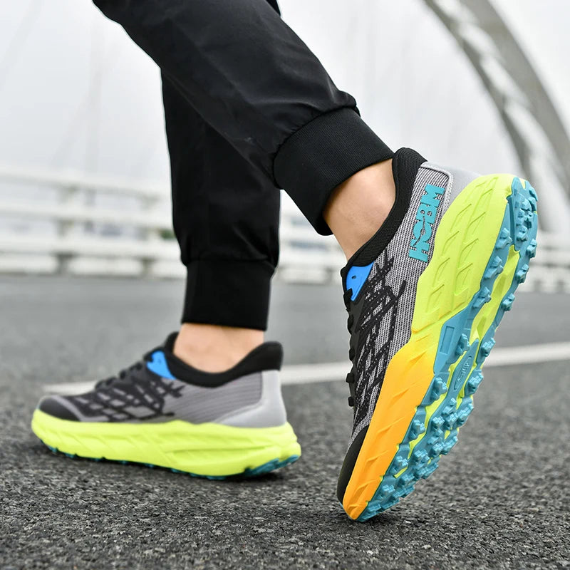 Scarpe da Maratona da Uomo, Scarpe da Running Traspiranti ad Alta Elasticità, Ammortizzate e Leggere, Scarpe Sportive per Fitness e Allenamento