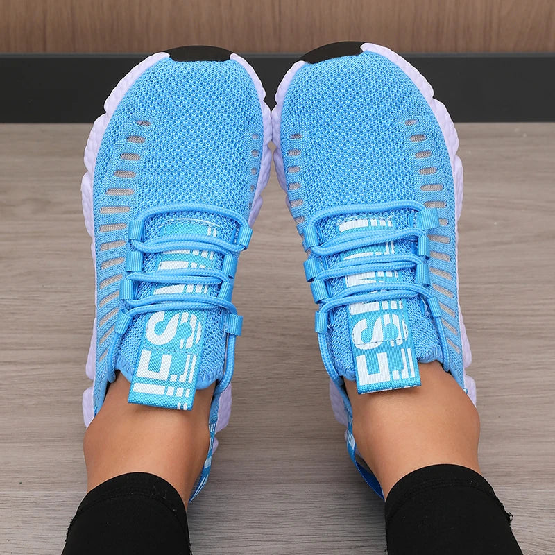 Sneakers Donna Traspiranti in Maglia – Leggere, Flessibili e alla Moda per Sport e Daily Wear