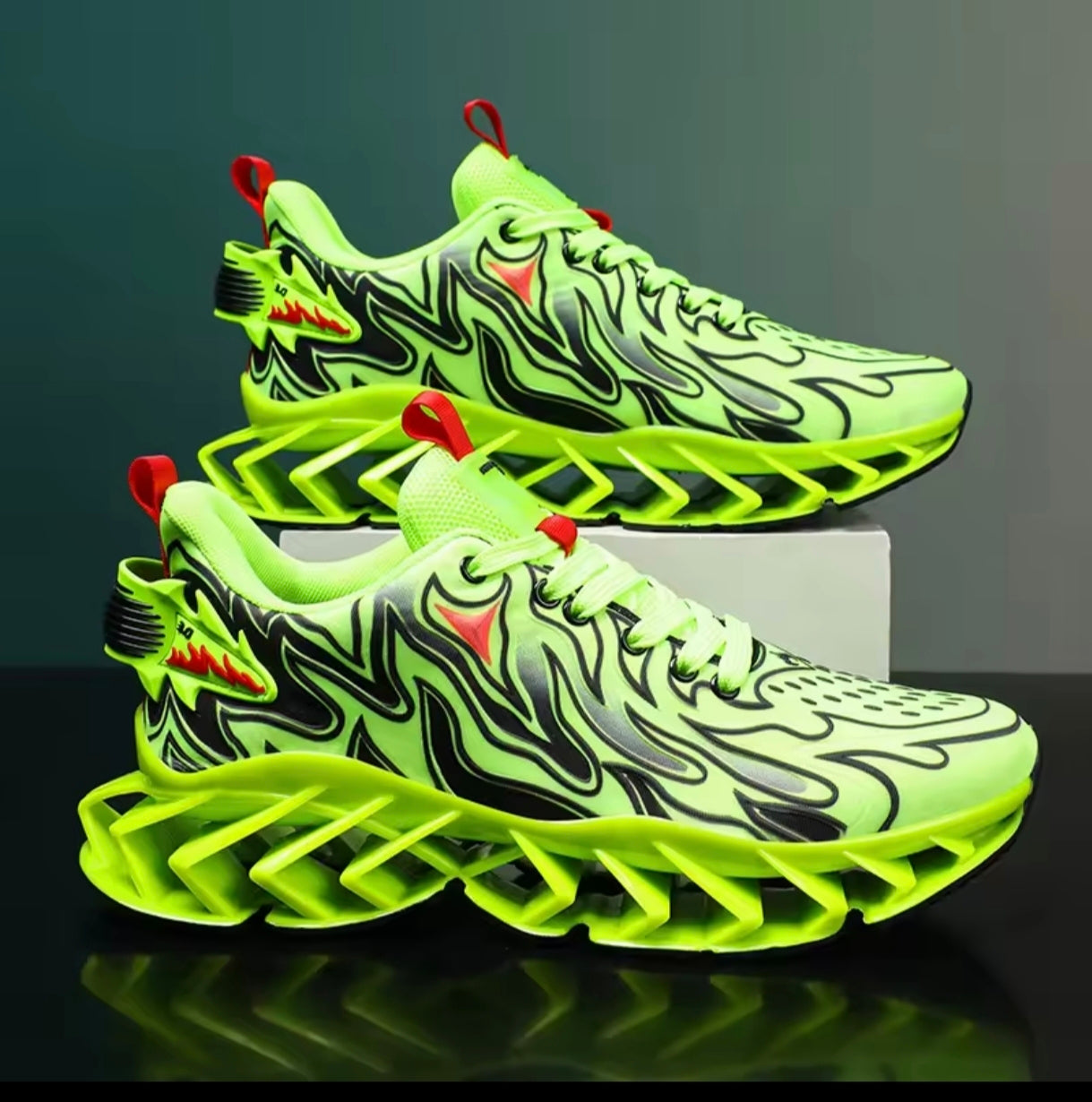 # 🔥 **SCARPE CHE SFIDANO LA GRAVITÀ** 🔥